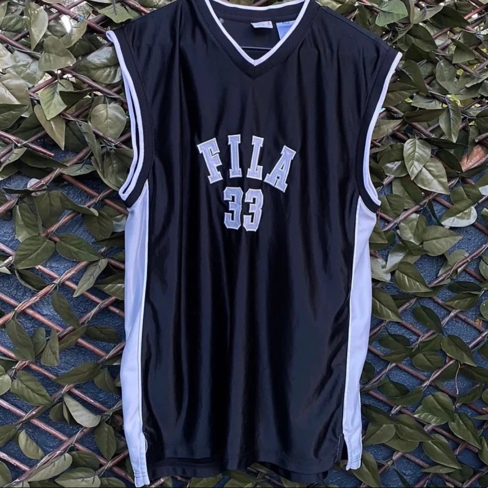 Men's Size L Black Fila Jersey